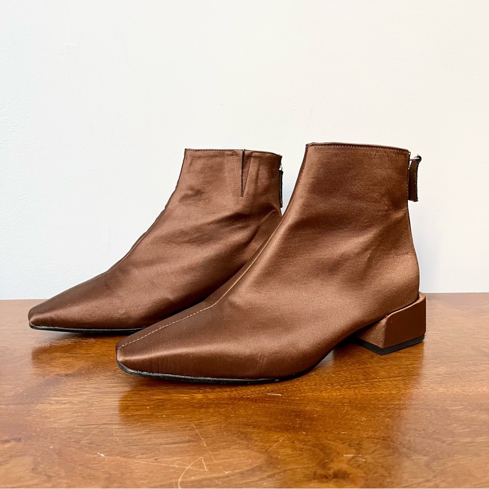 About Arianne geometric heel satin ankle boots